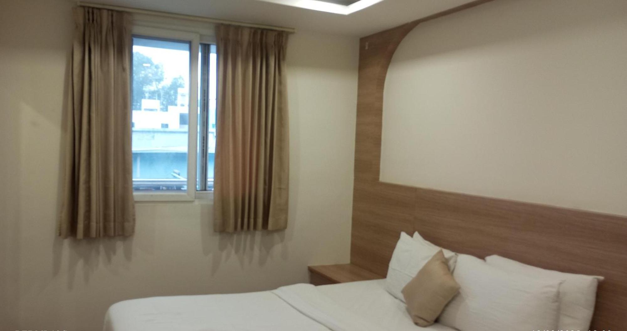 Hotel Ramtel Inn Мадурай Екстериор снимка